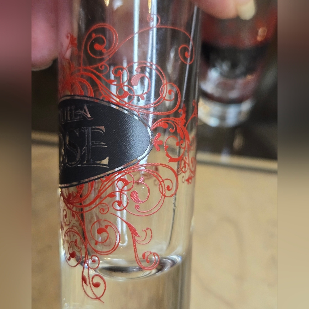 Shot Glass Set - Red Design - Picture 2 of 4